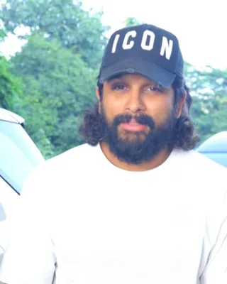 2022లో దిల్లీలో అల్లు అర్జున్