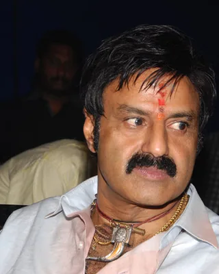 ఒక సినిమా ప్రారంభోత్సవంలో నందమూరి బాలకృష్ణ