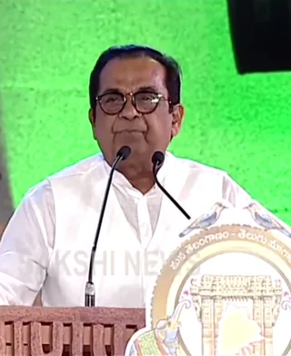 ప్రపంచ తెలుగు మహాసభల్లో బ్రహ్మానందం